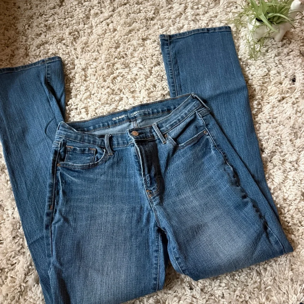 Classic Old Navy Women's Classic Boot Cut Jeans in Denim Blue cut jeans by Old N - Picture 1 of 6